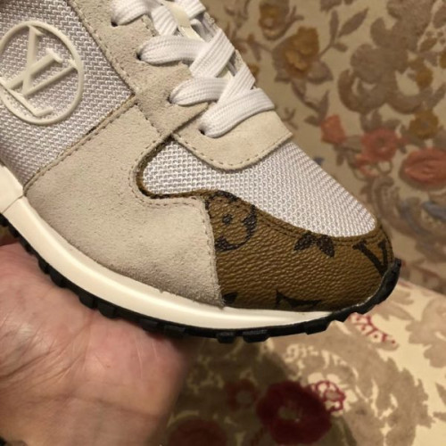 l0*is-V*t0n-run-away-sneaker-14