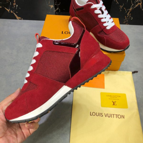 l0*is-V*t0n-run-away-sneaker-15