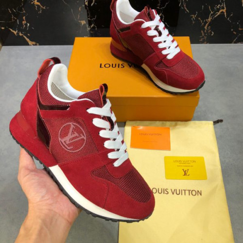 l0*is-V*t0n-run-away-sneaker-15