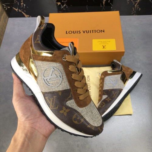 l0*is-V*t0n-run-away-sneaker-16