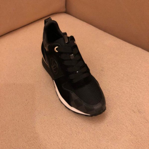 l0*is-V*t0n-run-away-sneaker-9