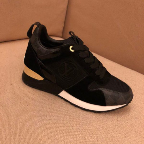 l0*is-V*t0n-run-away-sneaker-9