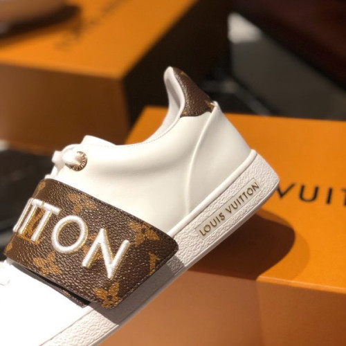 l0*is-V*t0n-shoes-49