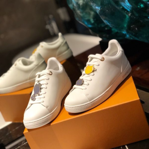 l0*is-V*t0n-shoes-67