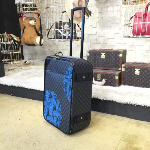 l0*is-V*t0n-travel-box-replica-bag-4