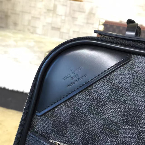l0*is-V*t0n-travel-box-replica-bag-4