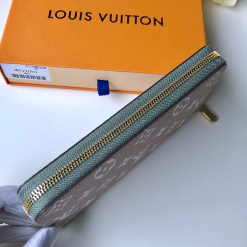 l0*is-V*t0n-wallet-82