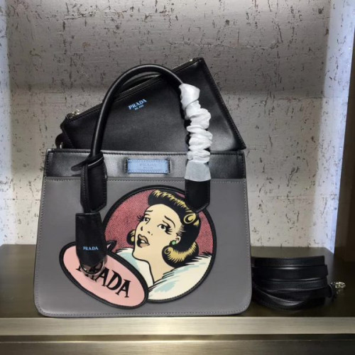 Pra*a-bag-119