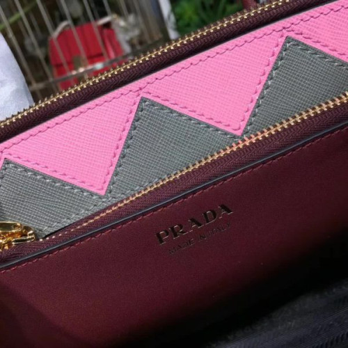 Pra*a-bag-131