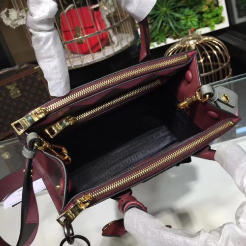 Pra*a-bag-131