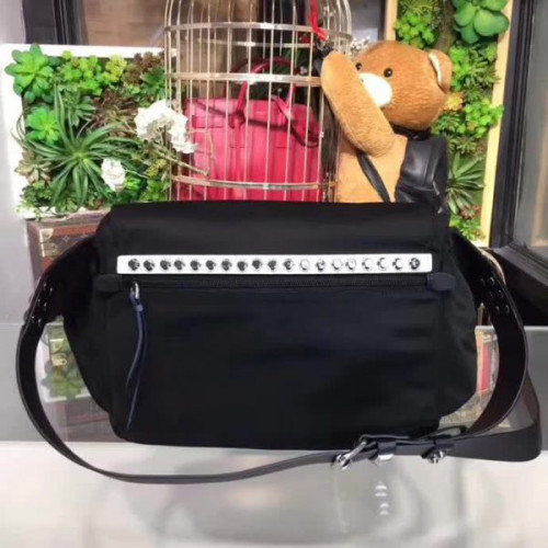 Pra*a-bag-153