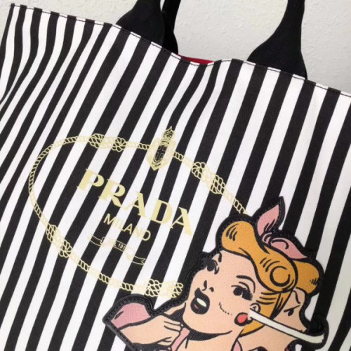 Pra*a-bag-182
