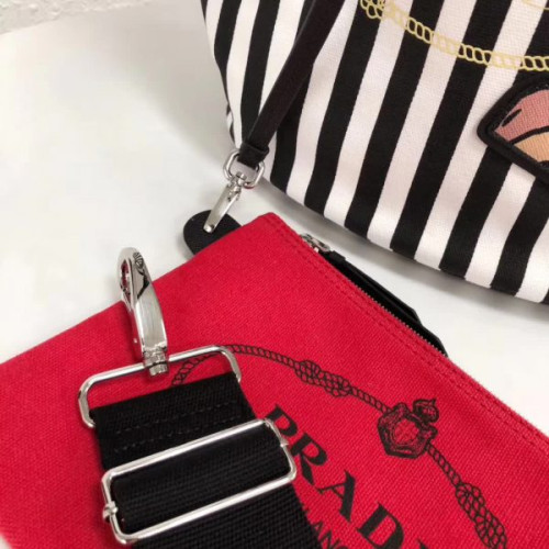 Pra*a-bag-185