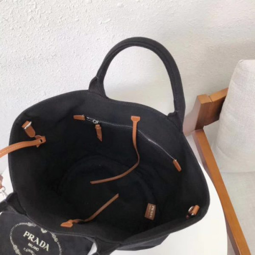 Pra*a-bag-197