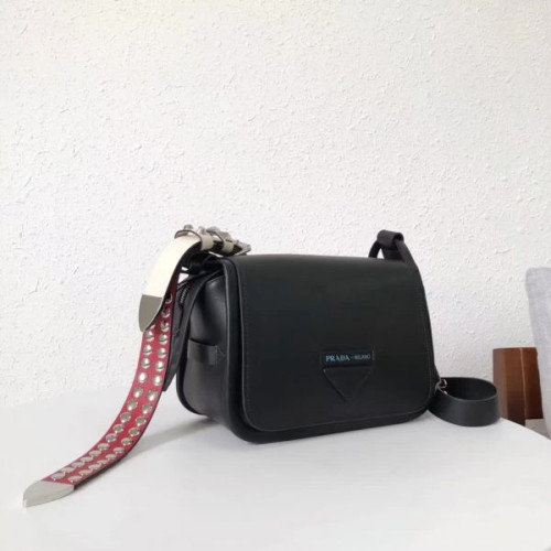 Pra*a-bag-226