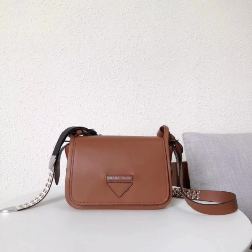 Pra*a-bag-227
