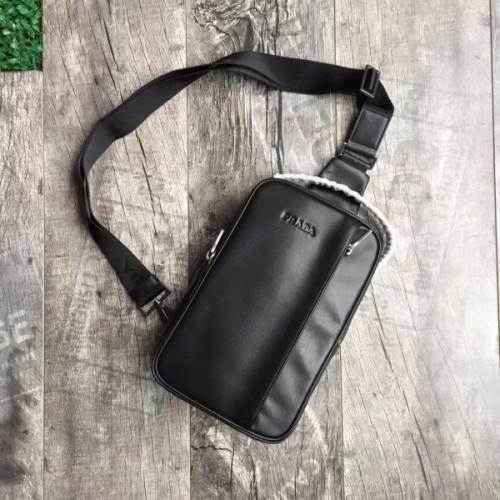 Pra*a-bag-235