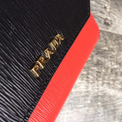 Pra*a-bag-256