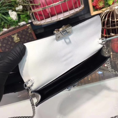 Pra*a-bag-27