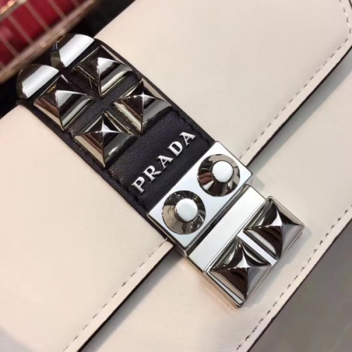 Pra*a-bag-27