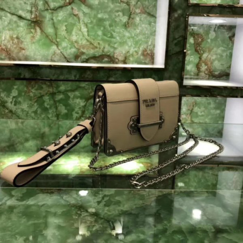 Pra*a-bag-33