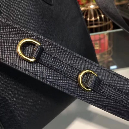 Pra*a-bag-48