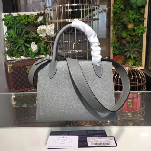 Pra*a-bag-54