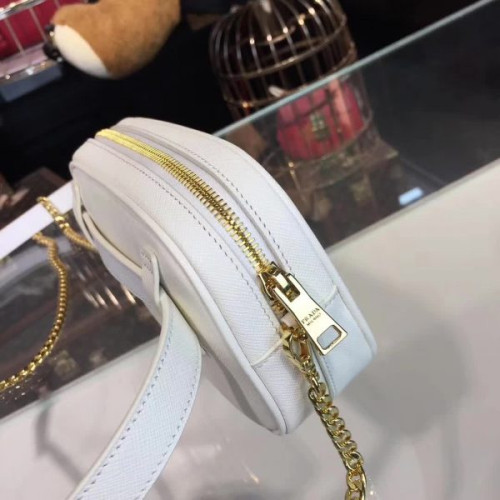 Pra*a-bag-58