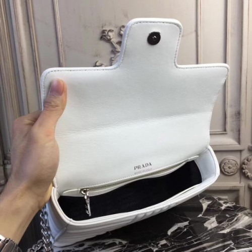 Pra*a-bag-5