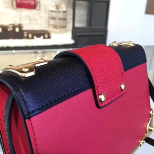 Pra*a-bag-64