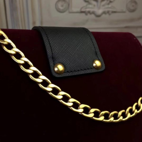 Pra*a-bag-71