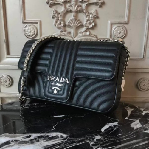 Pra*a-bag-8