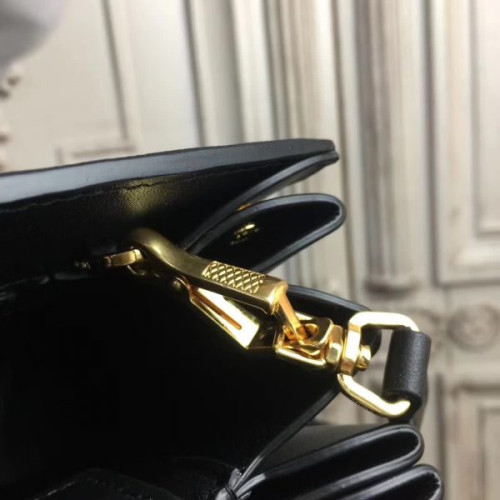 Pra*a-bag-91