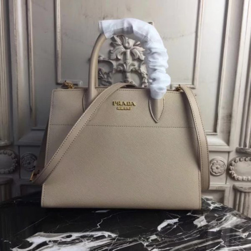 Pra*a-bag-92