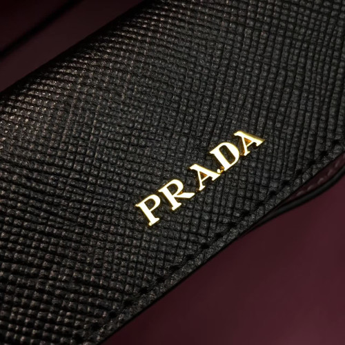 Pra*a-bibliotheque-2
