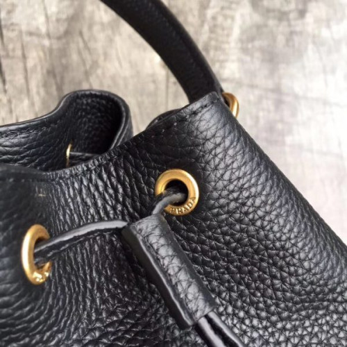 Pra*a-bucket-bag-4