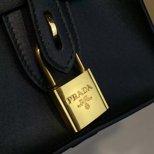 Pra*a-esplanade-replica-bag-black-4
