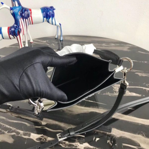 Pra*a-margit-bag-8