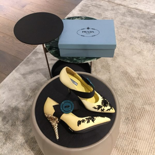 Pra*a-shoes-11