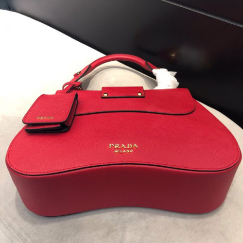 Pra*a-sidonie-large-saffiano-bag-3