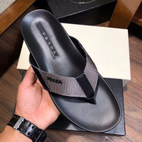 Pra*a-slippers
