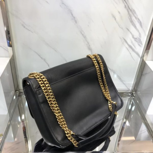 Y*L-monogramme-niki-17